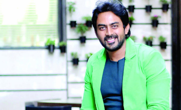 Karthik Jayaram Biography, Wiki, Career, Family - News Bugz