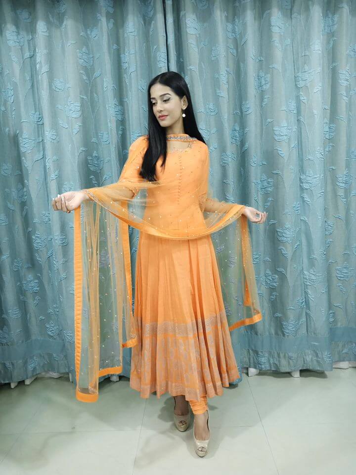 Amrita Rao Images 7 - News Bugz