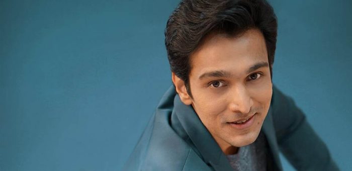 Pratik Gandhi Wiki, Biography, Age, Family, Movies, Images ...