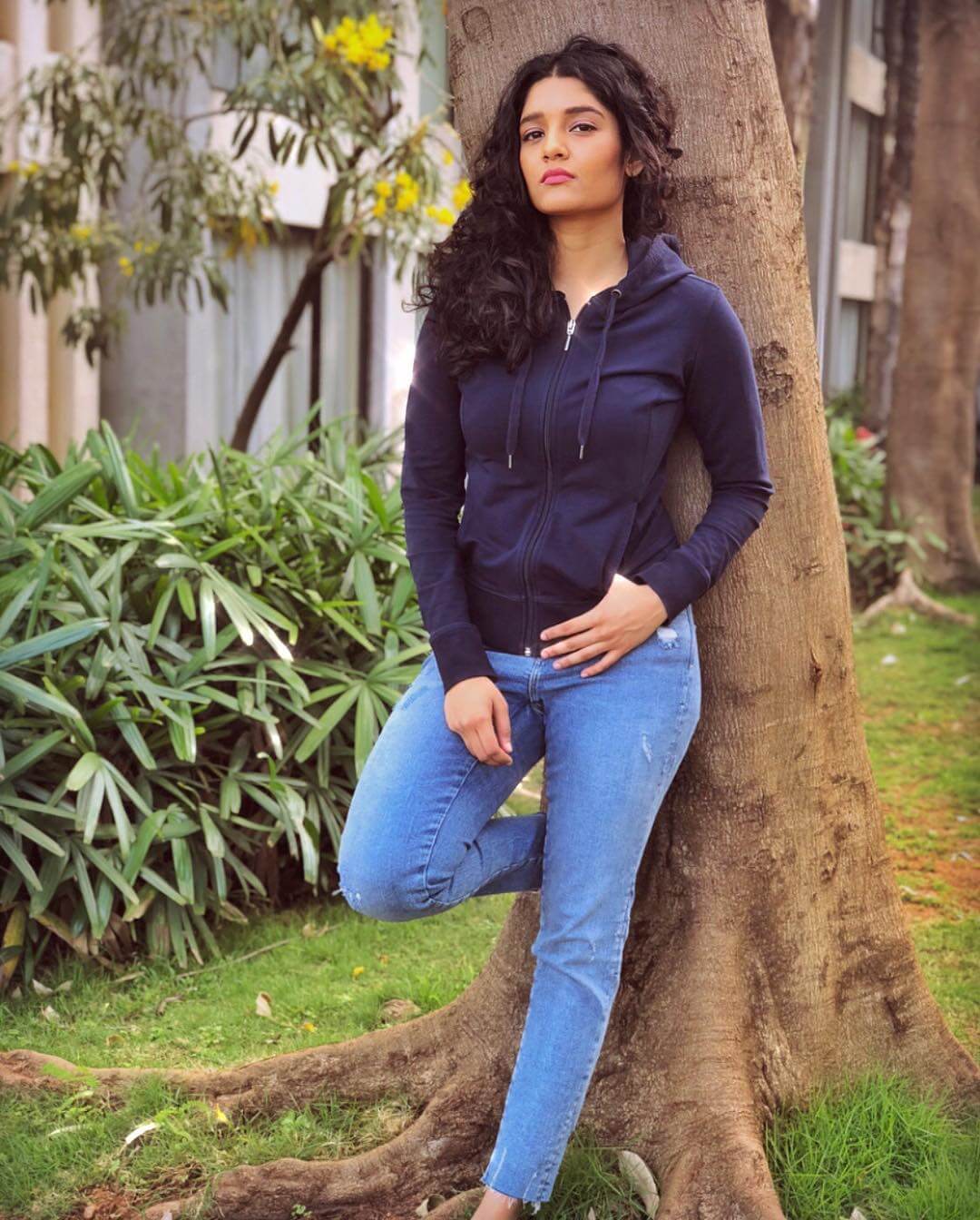 Ritika Singh Wiki, Biography, Age, Movies, Family, Images - News Bugz