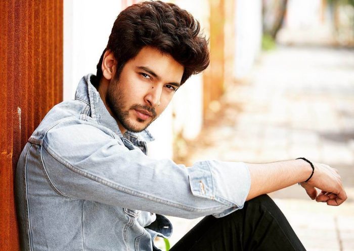 Shivin Narang Wiki, Biography, Age, Family, Serials, Images - News Bugz