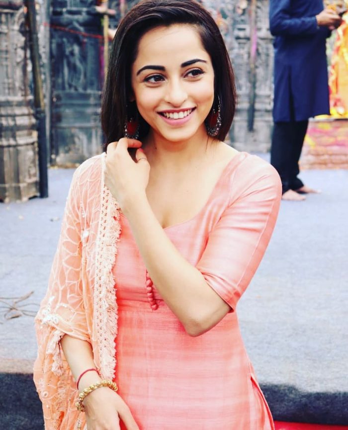 Niyati Fatnani Wiki, Biography, Age, TV Serials, Images - News Bugz