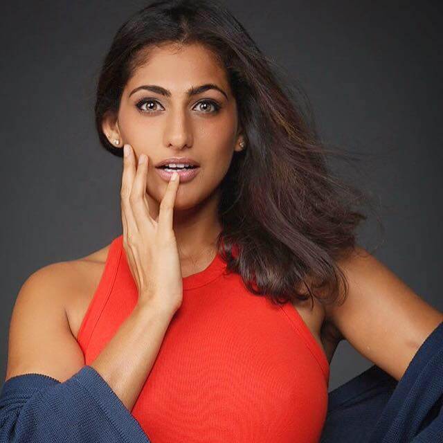 Kubra Sait Wiki, Biography, Age, Movies, Images - News Bugz