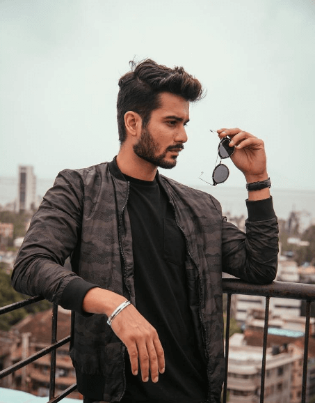 Sunny Kaushal Wiki, Biography, Age, Movies, Images - News Bugz