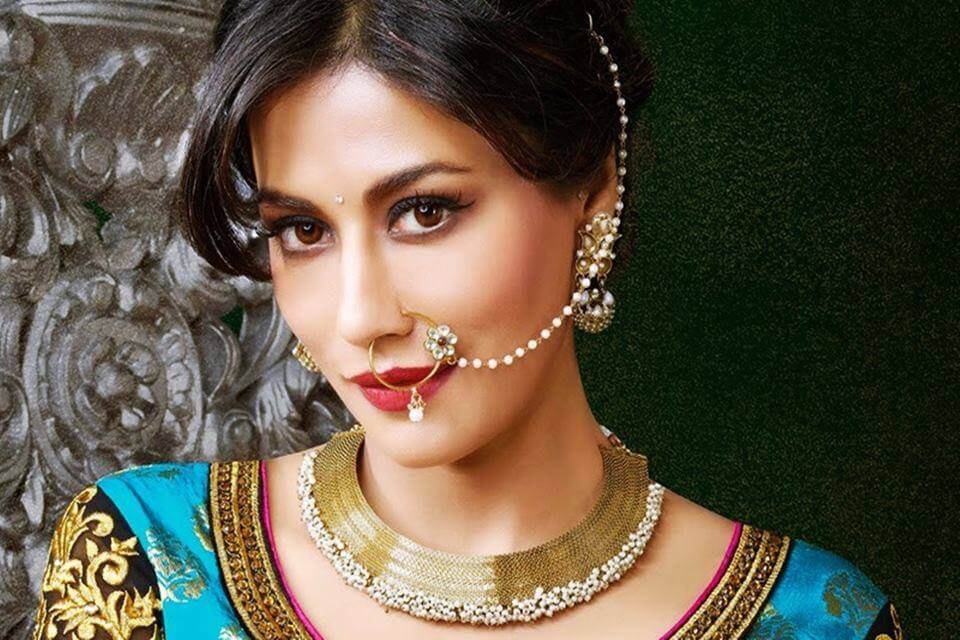 Chitrangada Singh Wiki, Biography, Age, Movies, Family, Images - News Bugz