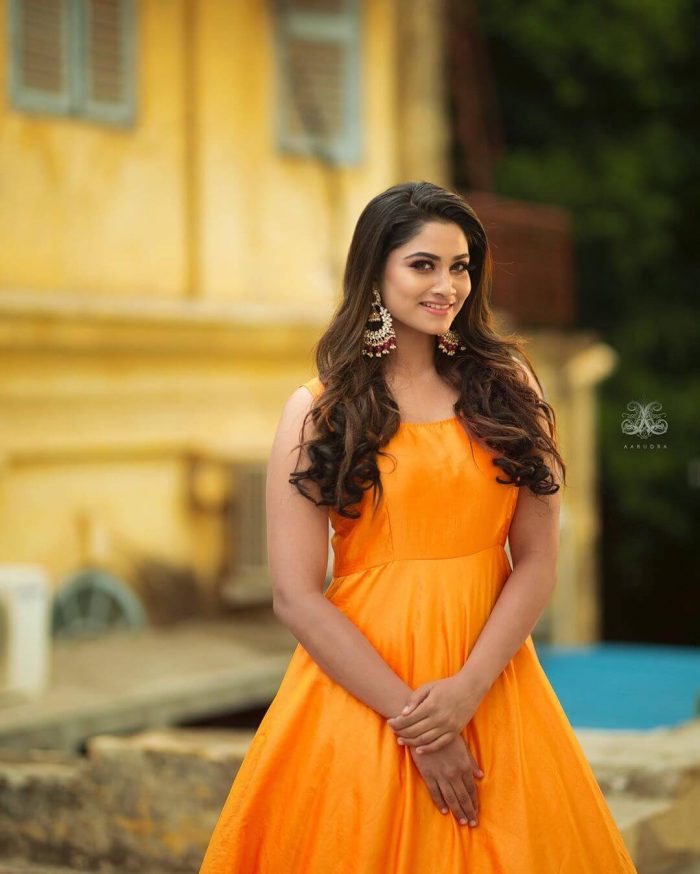 Shivani Narayanan Images