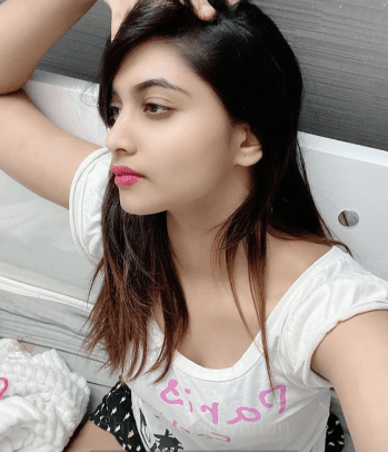 Shivani Narayanan Photos